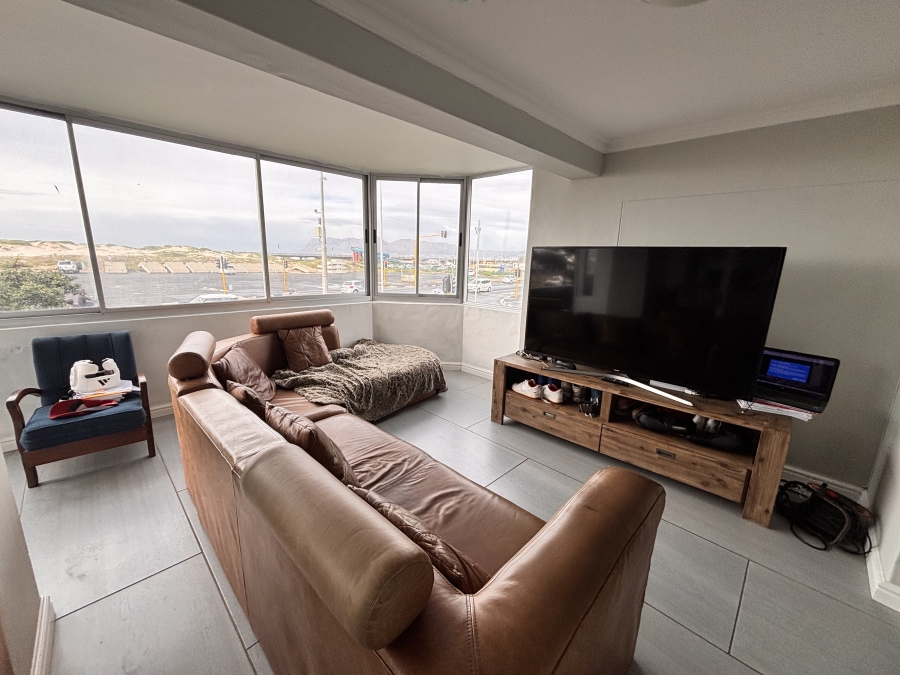3 Bedroom Property for Sale in Muizenberg Western Cape